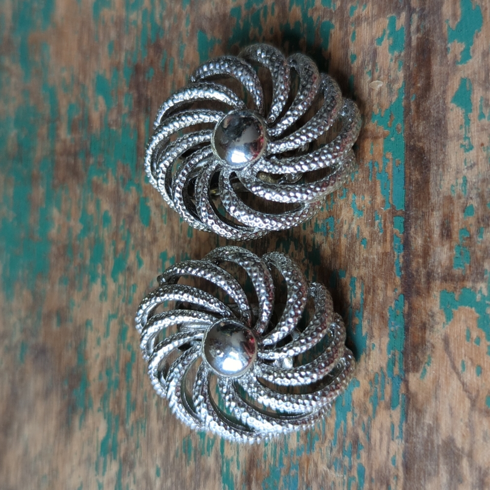 Vintage CORO Classic Swirl Silver-Tone Metal Clip-On Earrings